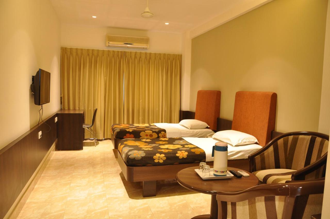بهوي Hotel Prince Residency المظهر الخارجي الصورة